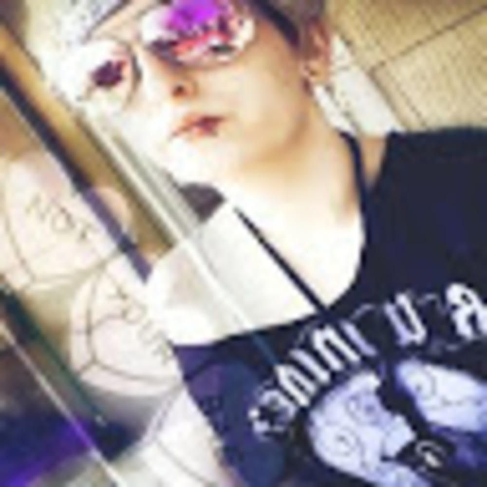 Meet your Posher, Harlee